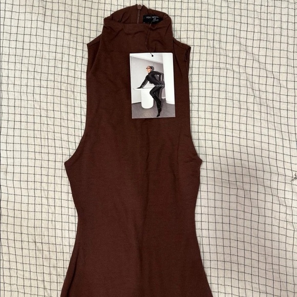 Naked Wardrobe dress - Picture 2 of 4